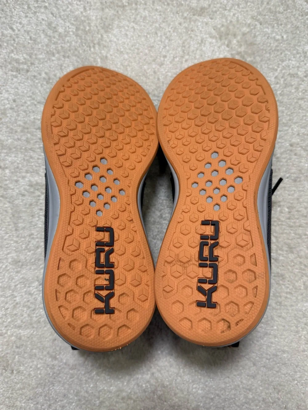 KURU ATOM Waterproof Sneaker Tennis Shoes Smoke Gray Apricot Women’s Size 8
